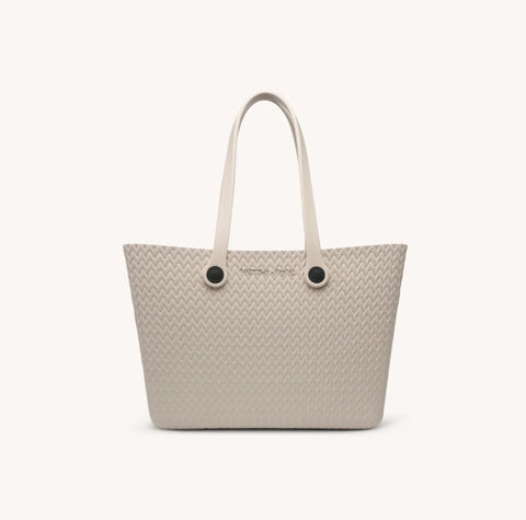 VERSA TOTE Textured Carrie