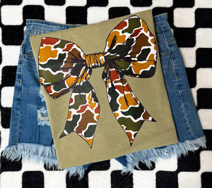 Camo bow tee