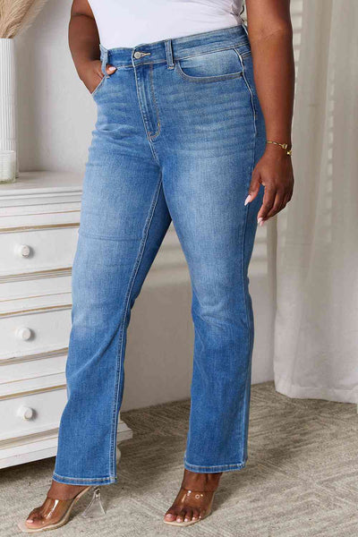 Judy Blue Full Size Straight Leg Jeans with Pockets