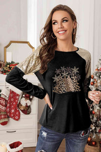 Christmas Tree Graphic Sequin T-Shirt