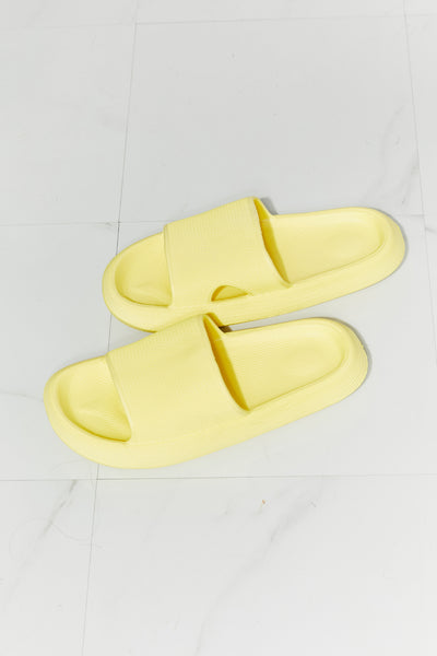 MMShoes Arms Around Me Open Toe Slide in Yellow